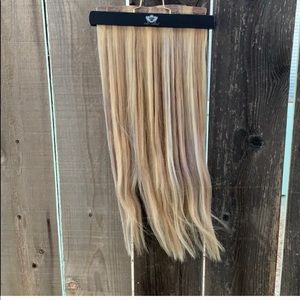 Foxy locks hair extensions